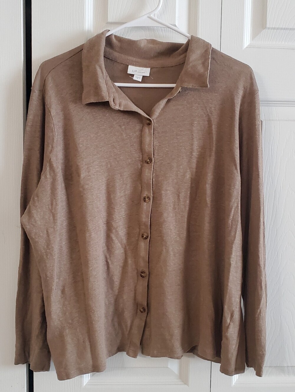 J JILL LOVE LINEN LIGHT BROWN BUTTON UP BLOUSE. SZ XL. 100% LINEN LONG SLEEVES